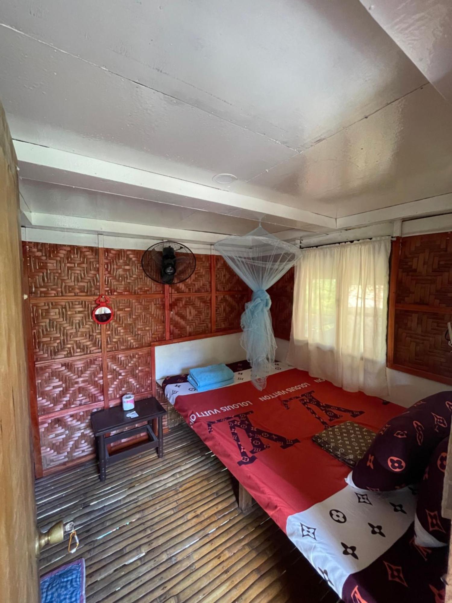 Fely'S Homestay Batuan Eksteriør bilde